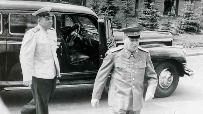 STALJIN SE VRAĆA (3) Izmišljotine oko velikog vođe Sovjetskog Saveza